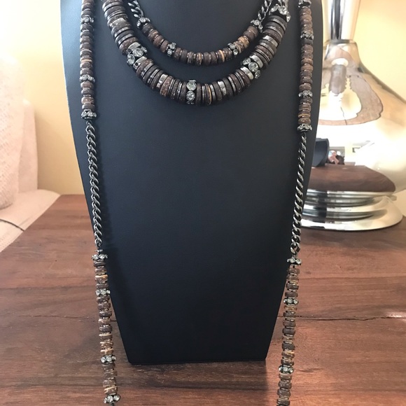 Gorgeous Givenchy Necklaces - Picture 8 of 9